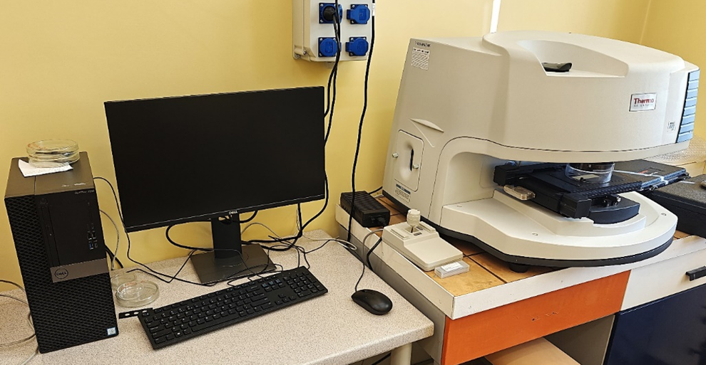 Mikroskop FTIR
