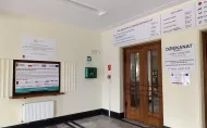 Tablica pamiątkowa projektu IW 2020+ na parterze