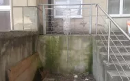 Wejście B - widok na schody przed modernizacją